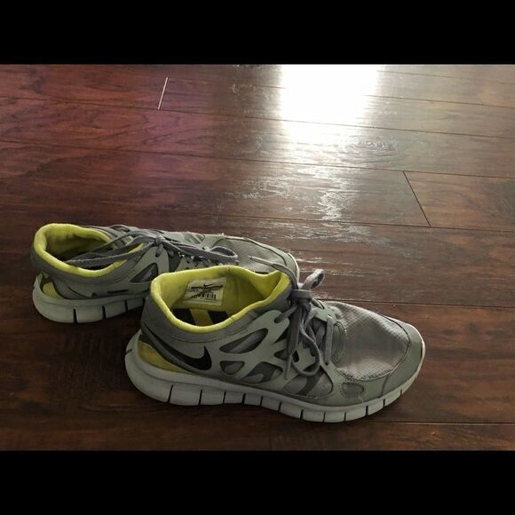 NIKE h20 repel RUNning sHOES WOMEN'S - Picture 2 of 8